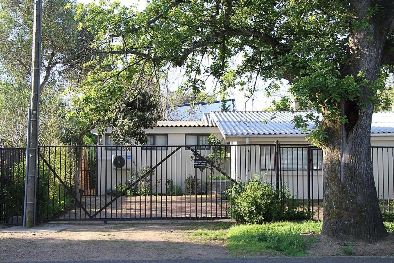 Courtyard Studio Lights And Wi Fi During Load Shedding Stellenbosch Exterior photo